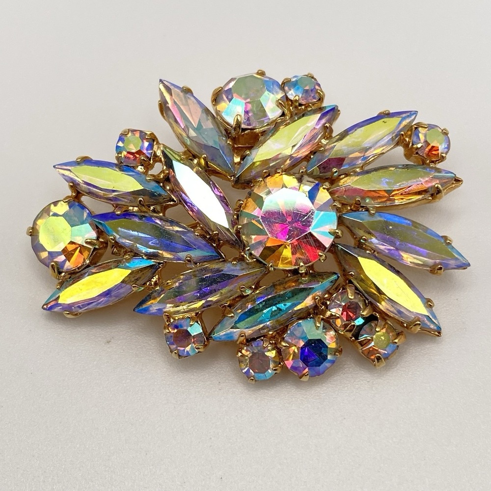 Unsigned Gold Tone Aurora Borealis Rhinestone Brooch Vintage Blue Green 2"